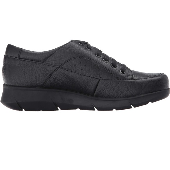 Hush puppies  NWOT Black size 9.5 Full grain leather uppers - Picture 1 of 12